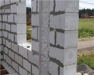 Композитна арматура в конструкціях із газобетонних блоків.